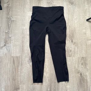 Lululemon Base pace crop legging